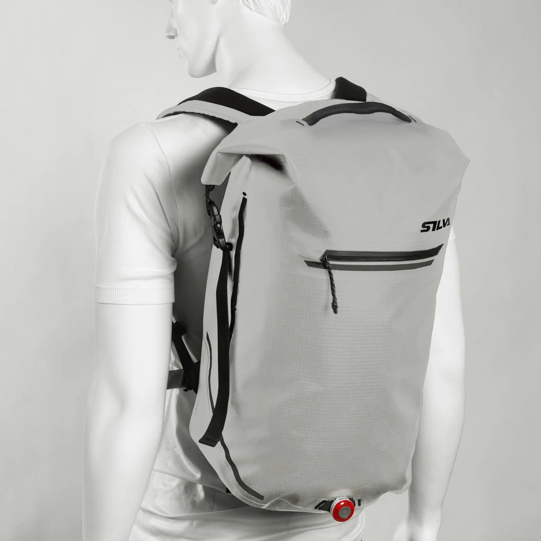 Silva 360° Orbit 25l (Grey) 7 Silva 360° Orbit 25l (Grey)