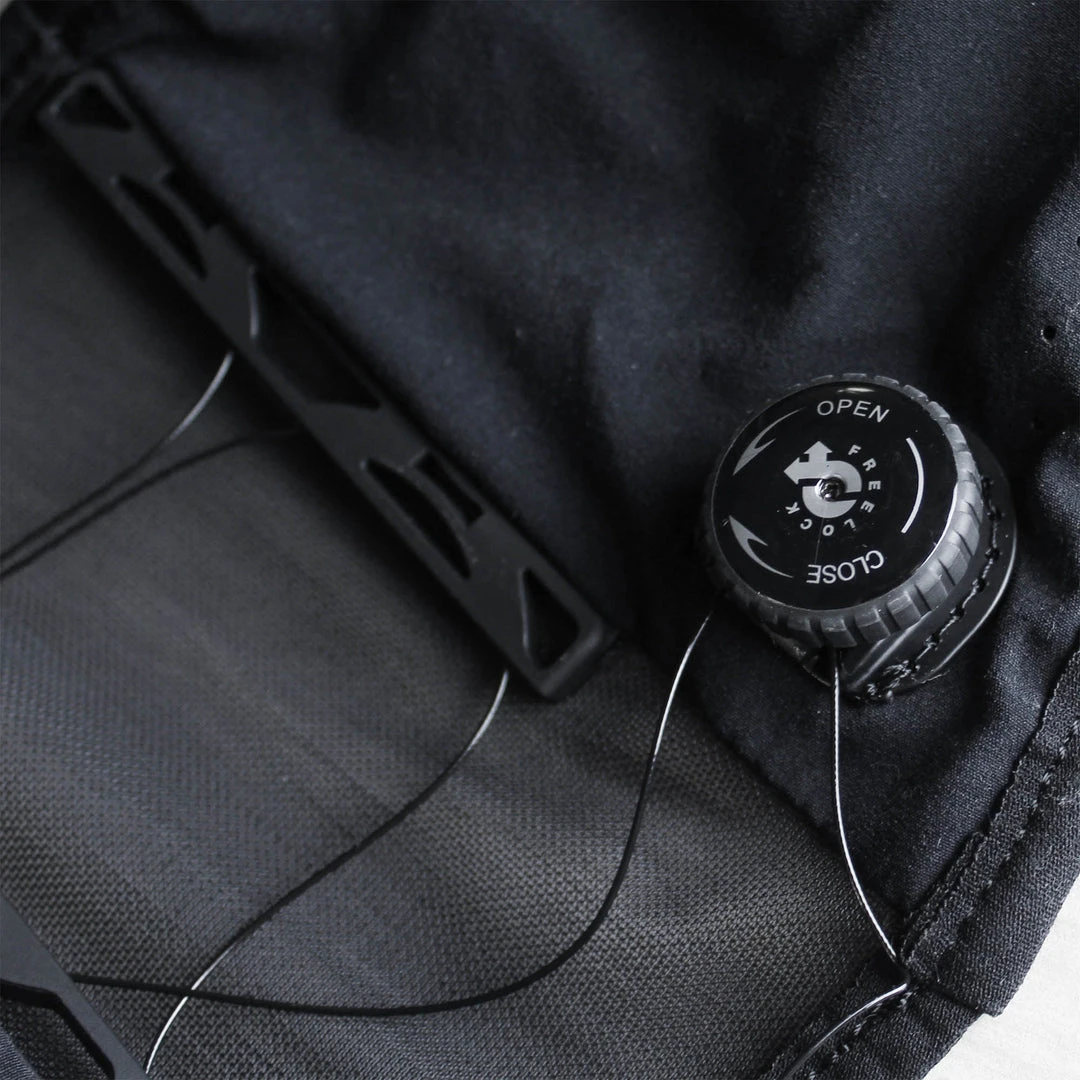 Raidlight Responsiv Vest 6L Ladies (Black / Ice Blue) CAMP & HIKE 6 Raidlight Responsiv Vest 6L Ladies (Black / Ice Blue) CAMP & HIKE