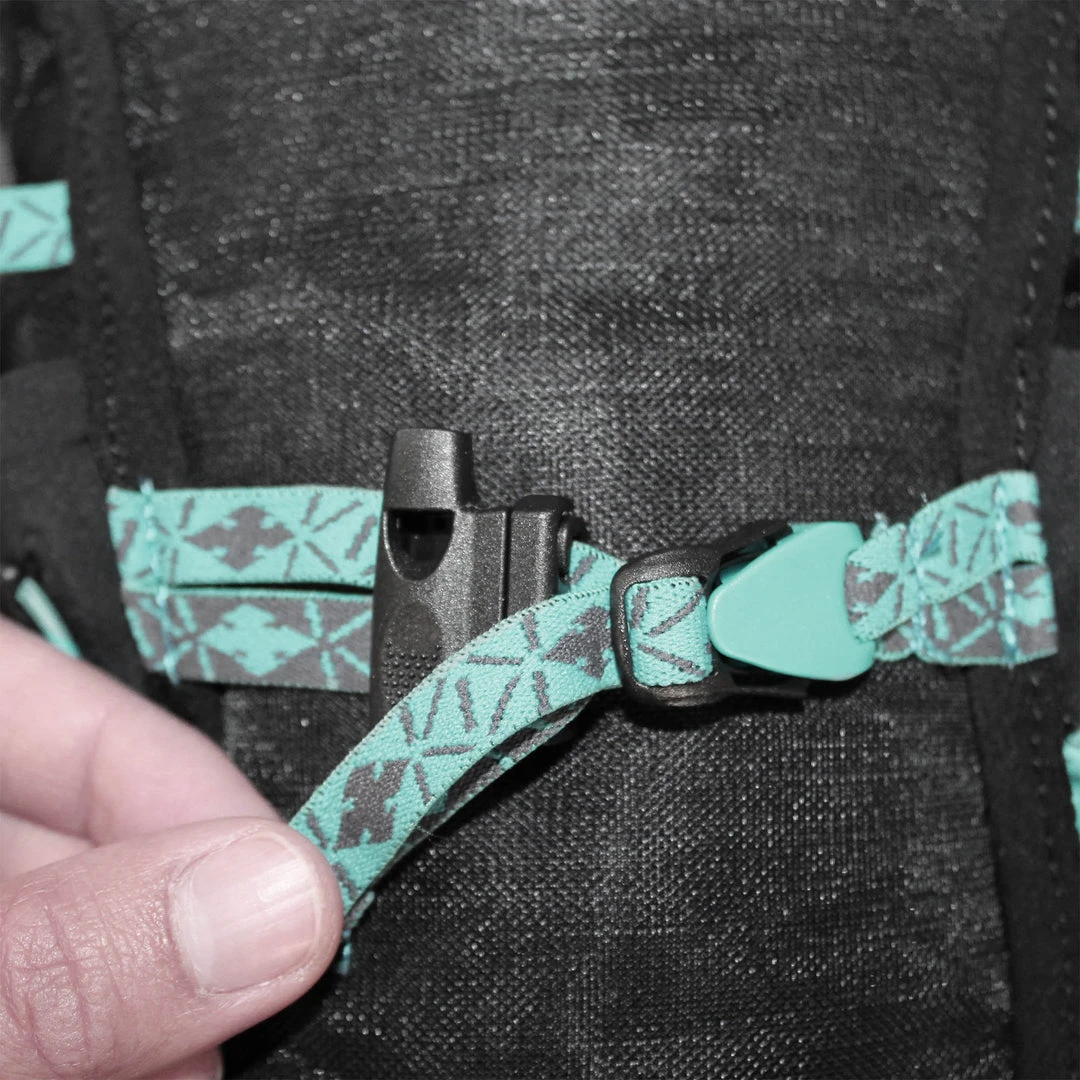 Raidlight Responsiv Vest 6L Ladies (Black / Ice Blue) CAMP & HIKE 4 Raidlight Responsiv Vest 6L Ladies (Black / Ice Blue) CAMP & HIKE