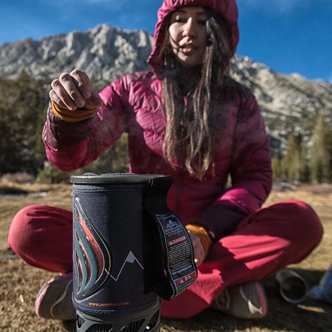 Jetboil Flash Cooking System - Carbon CAMP & HIKE 9 Jetboil Flash Cooking System - Carbon CAMP & HIKE