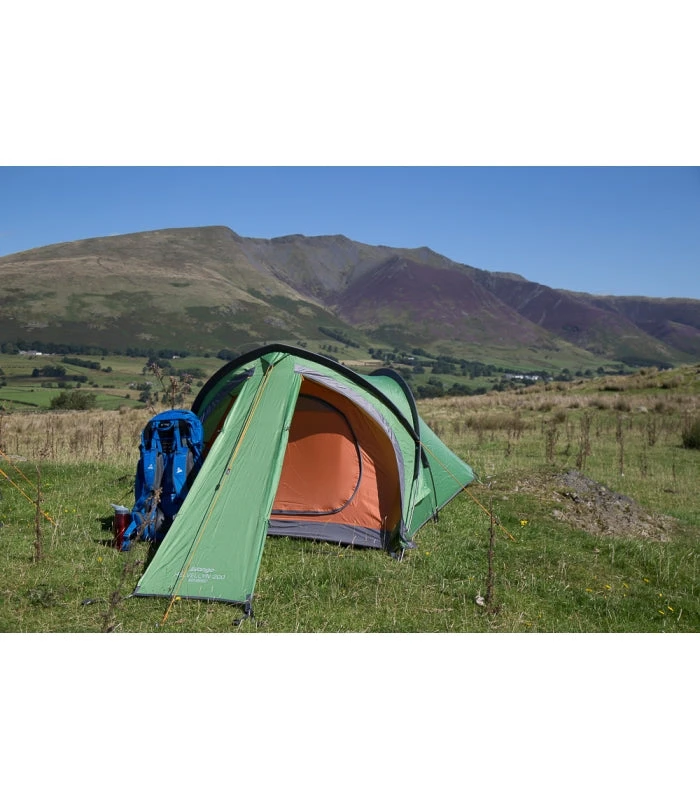 Vango Helvellyn 300 Tent CAMP & HIKE 4 Vango Helvellyn 300 Tent CAMP & HIKE